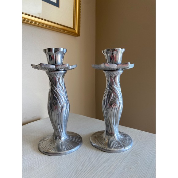 Vintage Pair of 7" Pewter Flower w/Stem Leaves Candle Holders - Picture 4 of 9